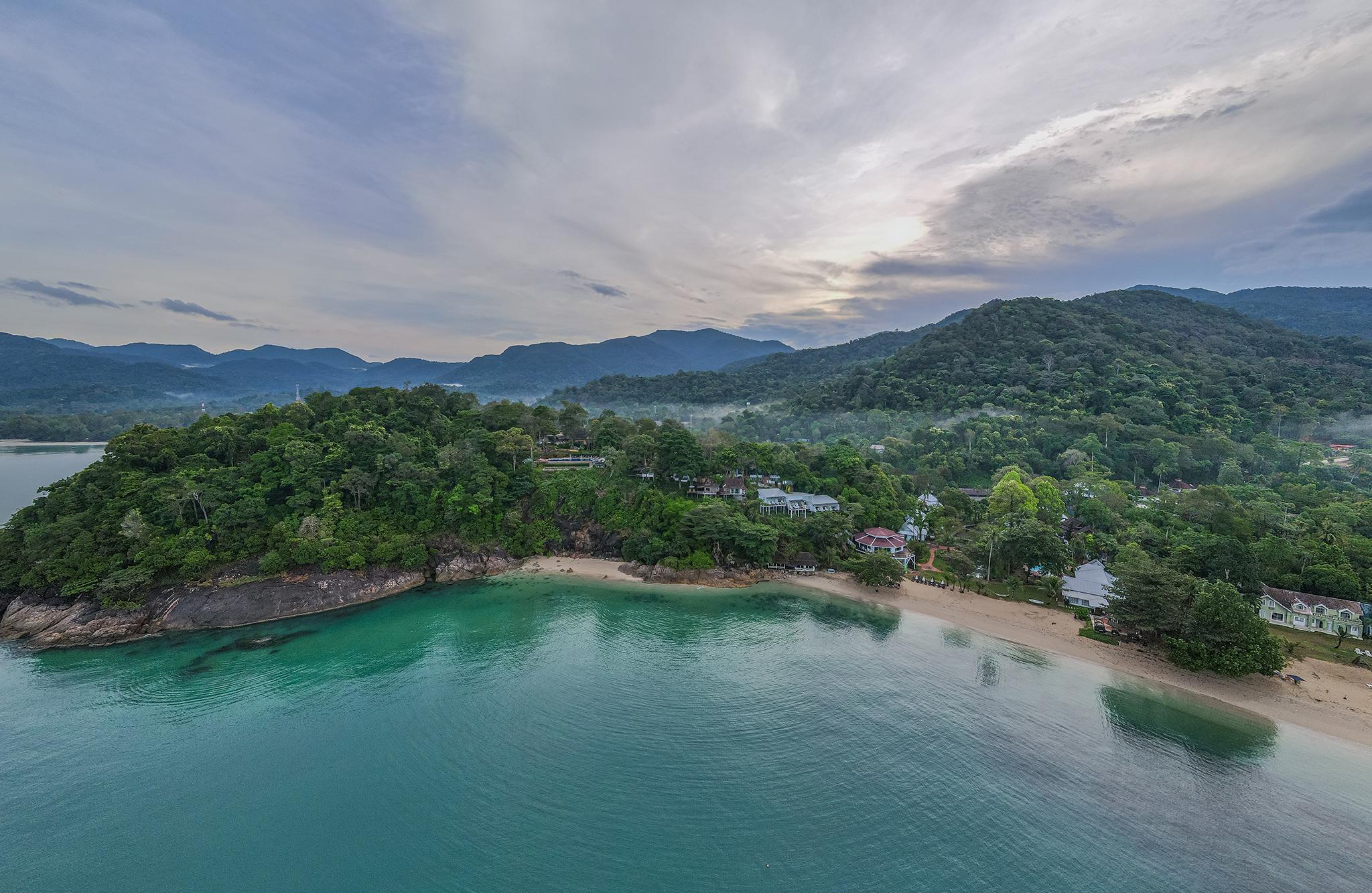 Koh Chang Cliff Beach Resort Bagian luar foto