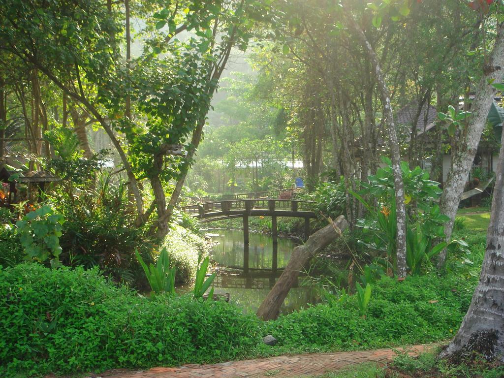 Koh Chang Cliff Beach Resort Bagian luar foto