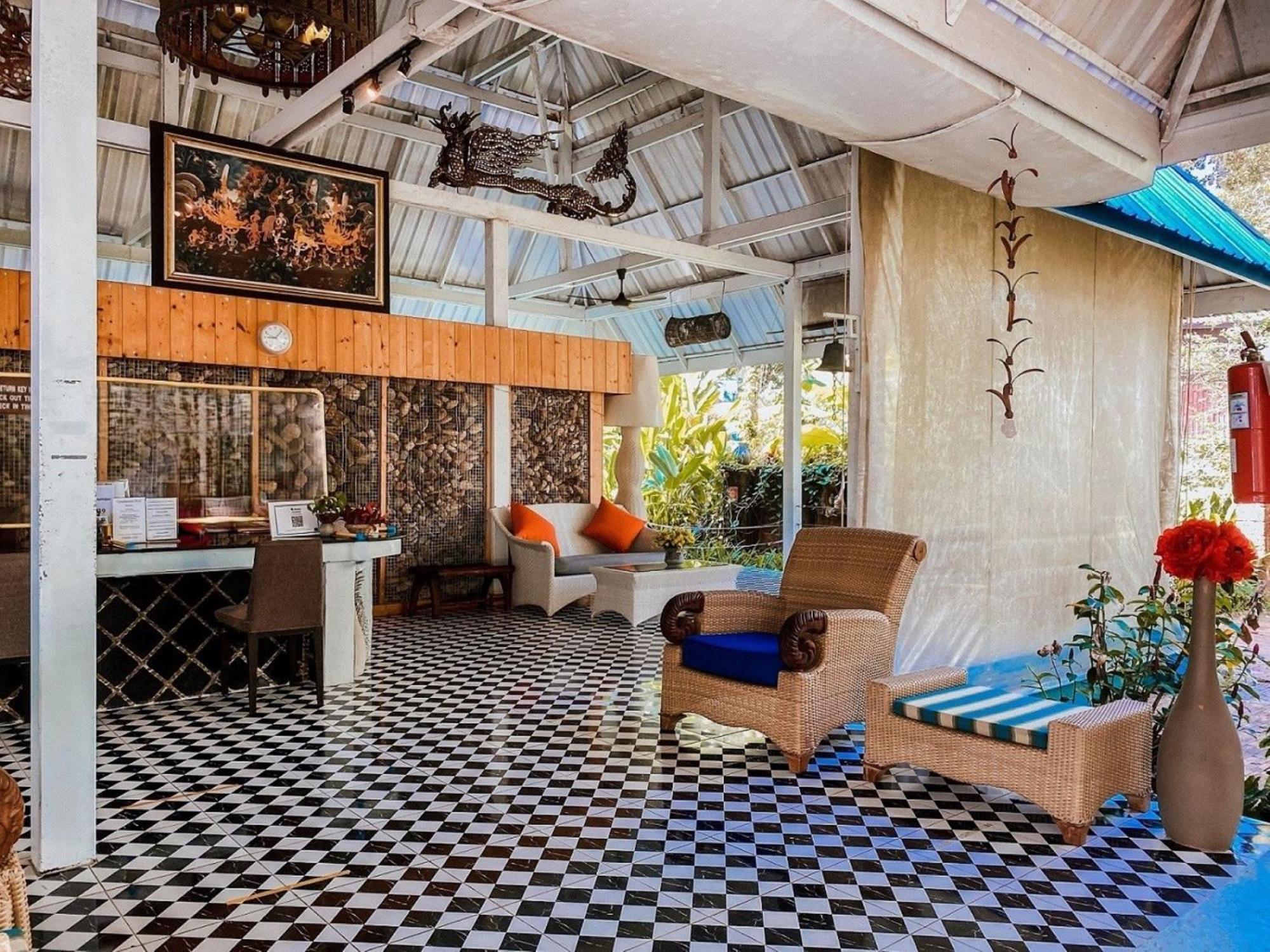 Koh Chang Cliff Beach Resort Bagian luar foto
