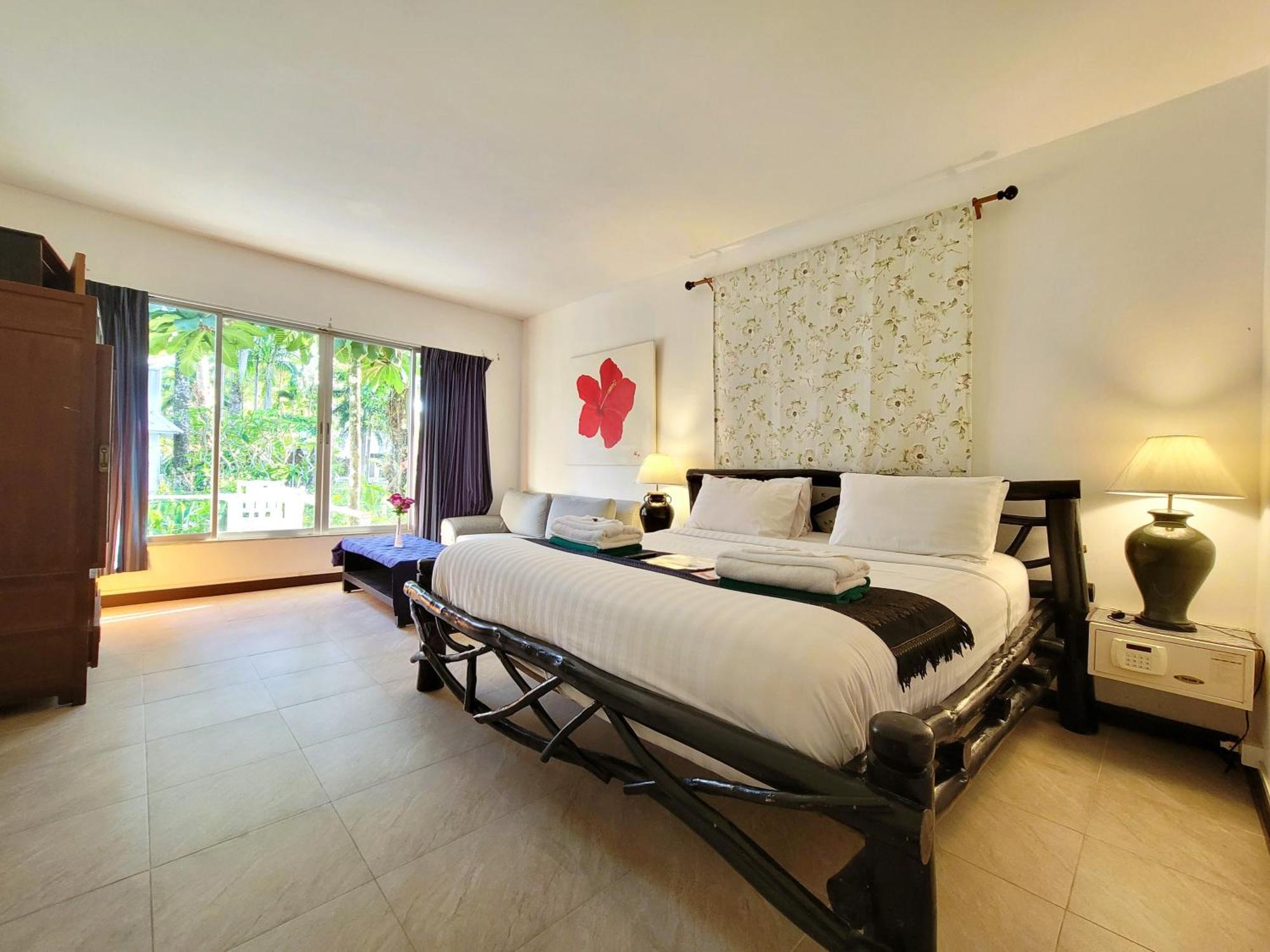 Koh Chang Cliff Beach Resort Bagian luar foto